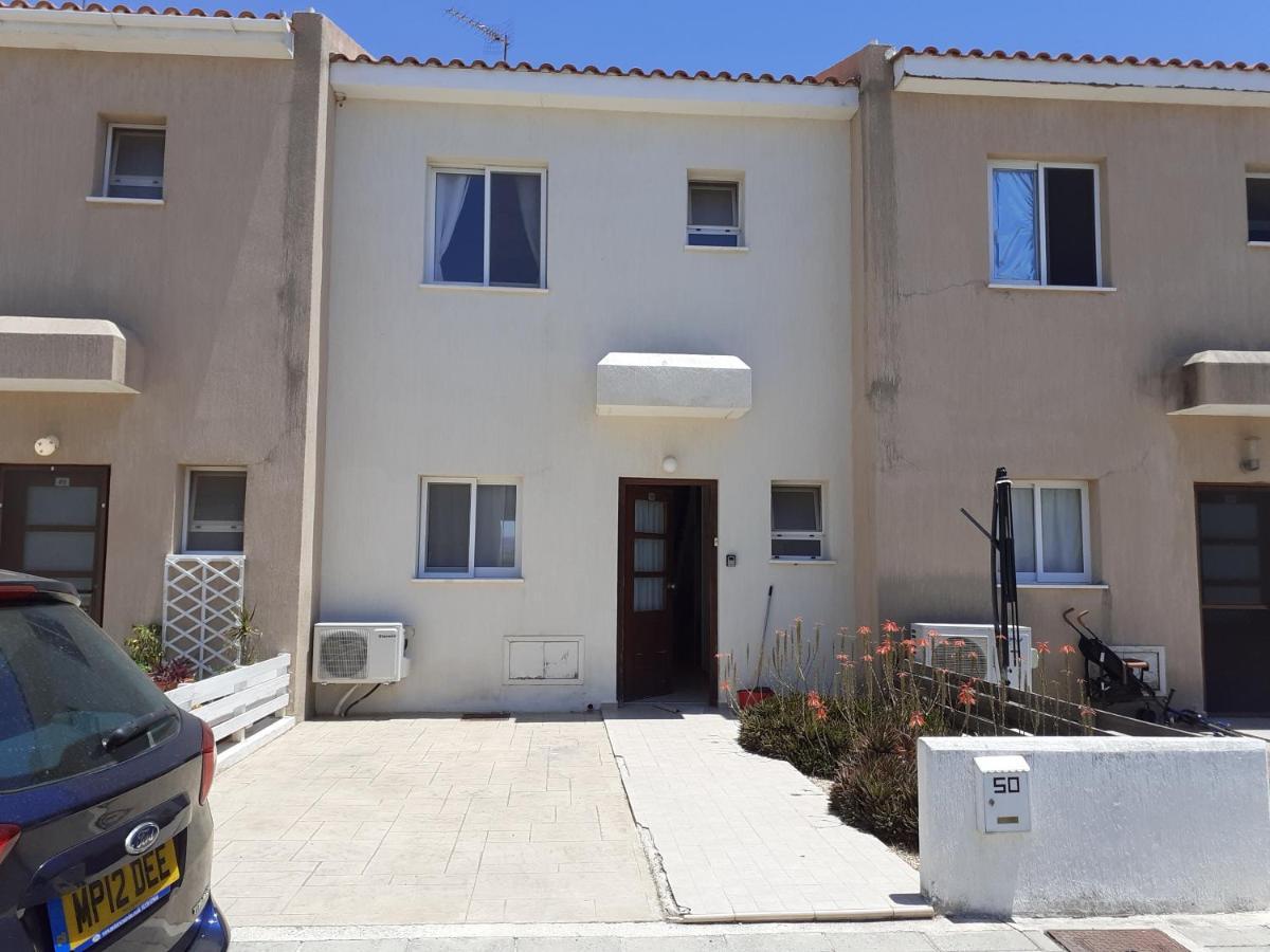 Beautiful 2-Bed House In Mandria Paphos Villa Exterior photo